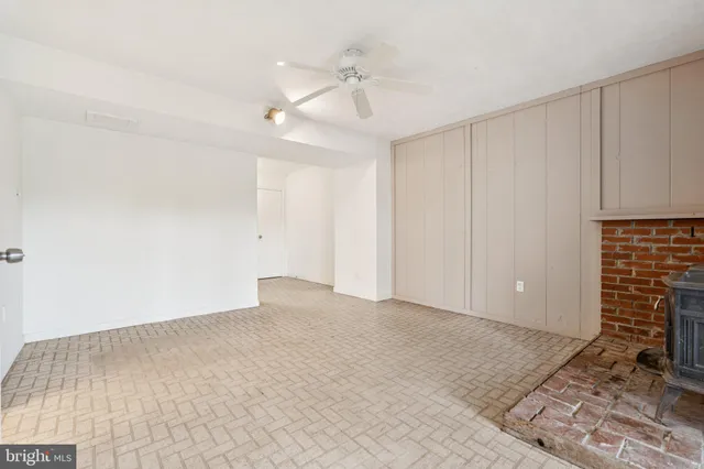 $265,000 | 60 Helmsman Court, Baltimore, MD 21221