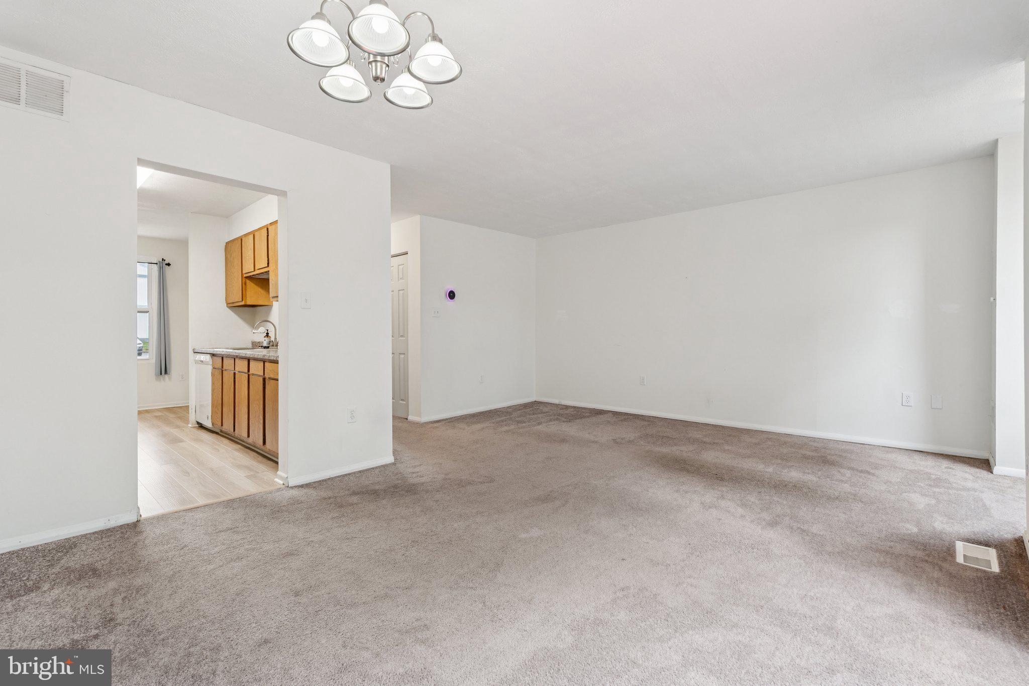 60 Helmsman Court Baltimore, MD 21221 - Photo 5 of 35