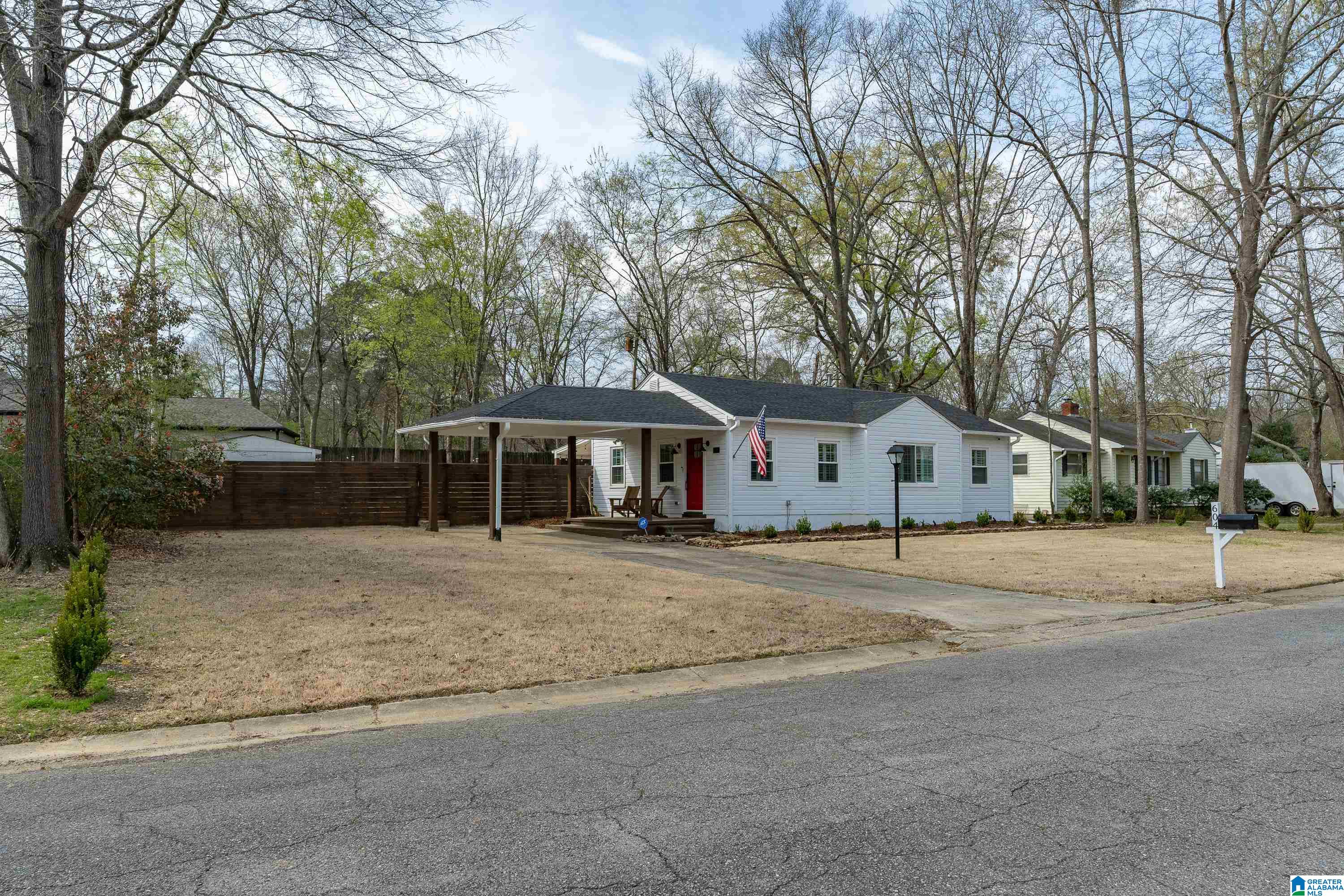 604 Strathmore Road Birmingham, AL 35213 - Photo 32 of 43