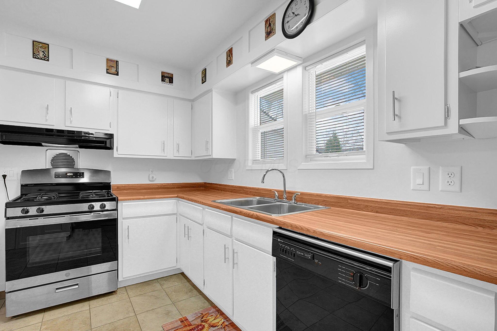 463 Darbyhurst Road Columbus, OH 43228 - Photo 10 of 25 10-web-or-mls-463-darbyhurst-rd