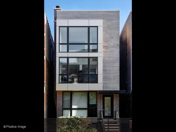 $865,000 | 2239 West Armitage Avenue, Unit 1, Chicago, IL 60647