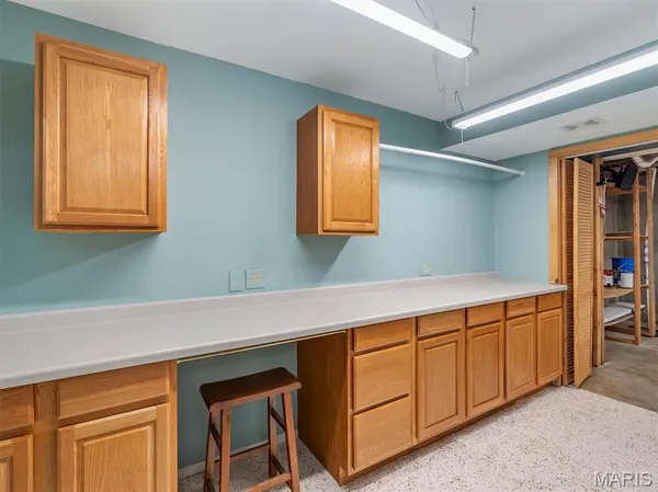 $445,250 | 1221 Newport Landing Drive, Fenton, MO 63026
