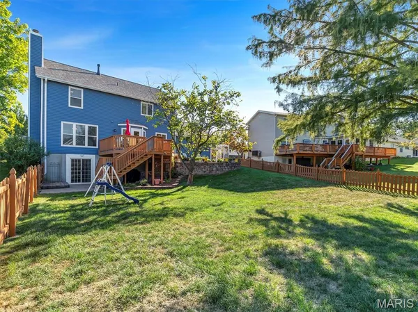$445,250 | 1221 Newport Landing Drive, Fenton, MO 63026
