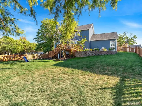 $445,250 | 1221 Newport Landing Drive, Fenton, MO 63026