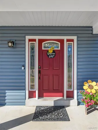 $445,250 | 1221 Newport Landing Drive, Fenton, MO 63026