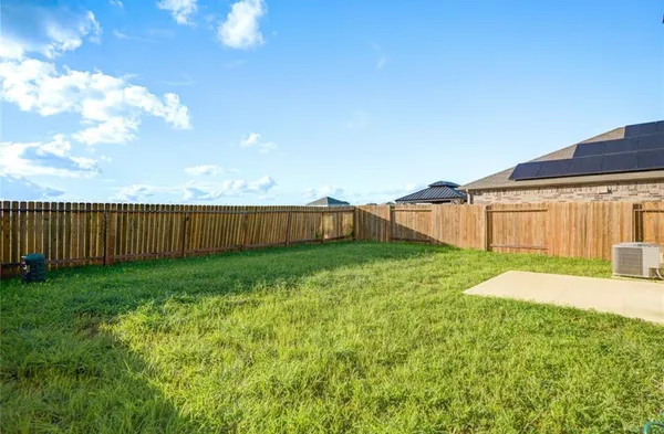$2,150 | 7943 Vacek Meadows Loop, Richmond, TX 77469