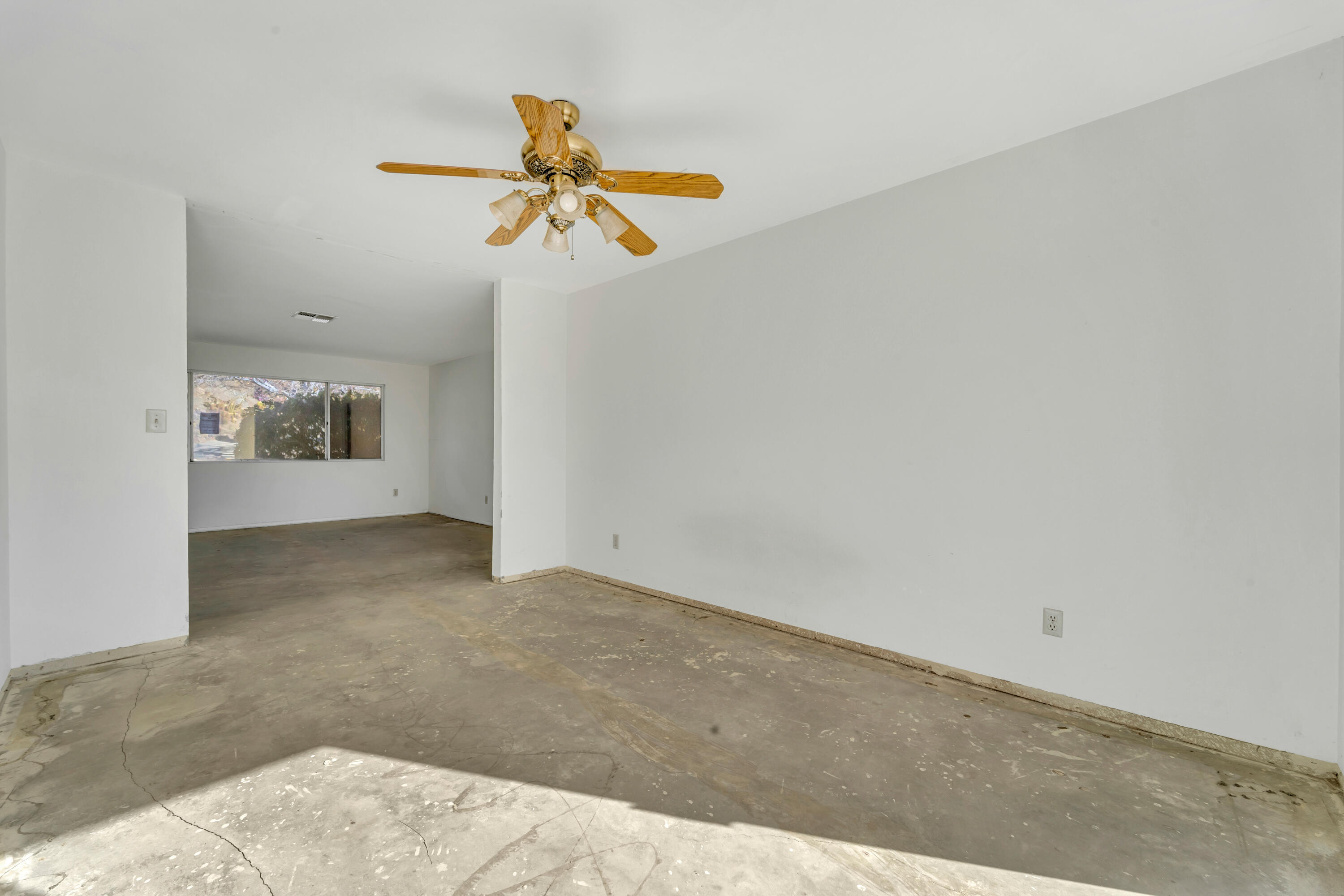 31427 Indian Oak Road Acton, CA 93510 - Photo 11 of 30 a view of a indoor garage