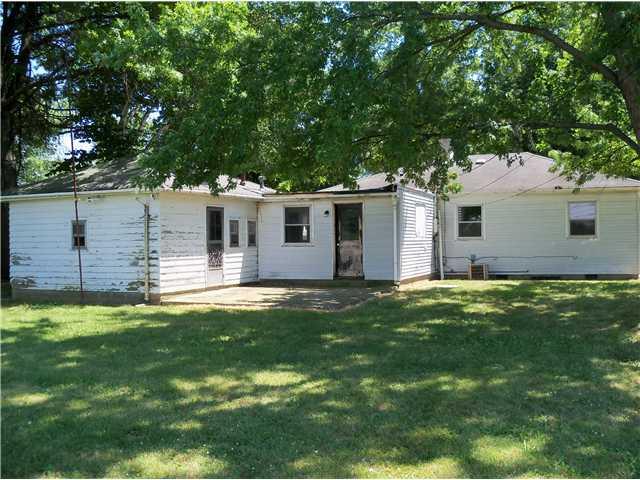 2342 Sunset Boulevard Anderson, IN 46013 - Photo 10 of 11 Gallery Image 10