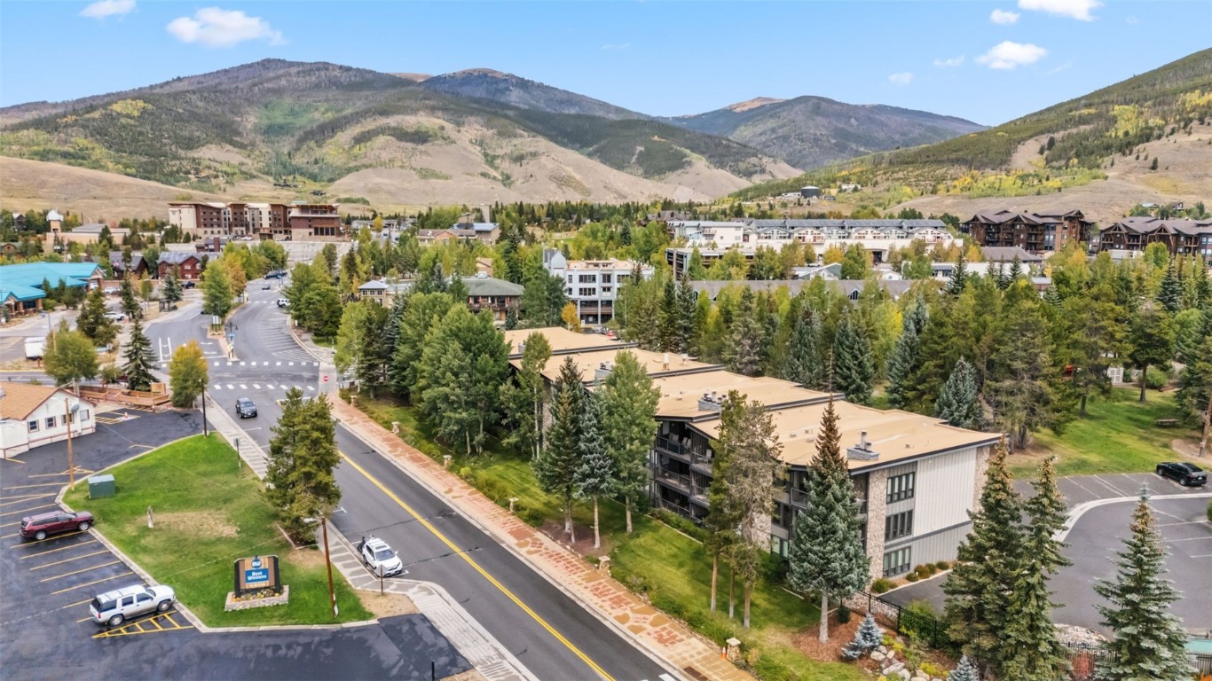 112 La Bonte Street, Unit 202 Dillon, CO 80435 - Photo 31 of 32 a view of a city