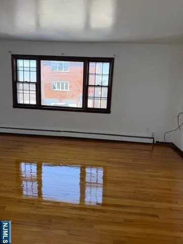 a view of empty room with window