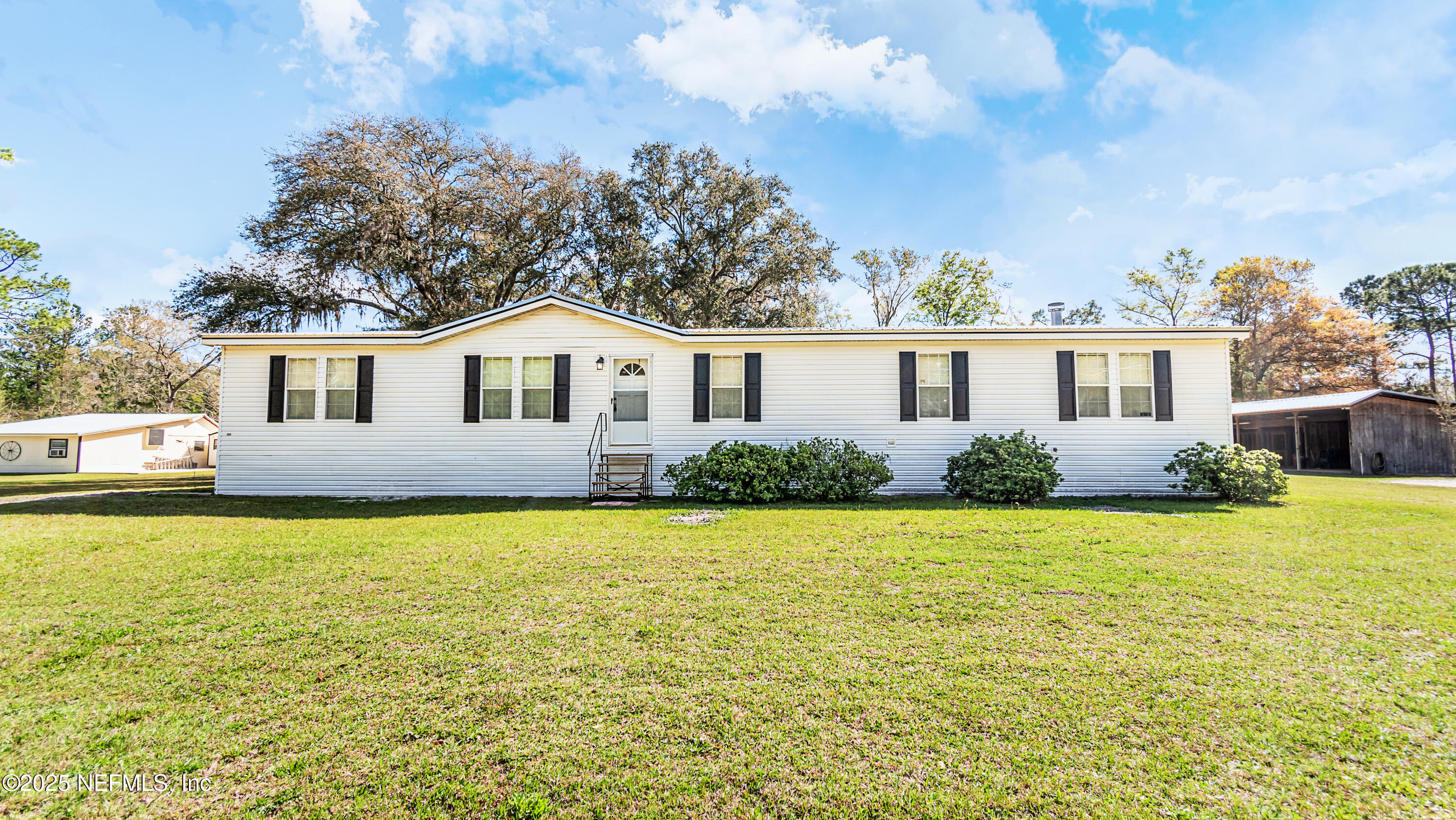 5723 J B Hines Road Macclenny, FL 32063 - Photo 1 of 26 front