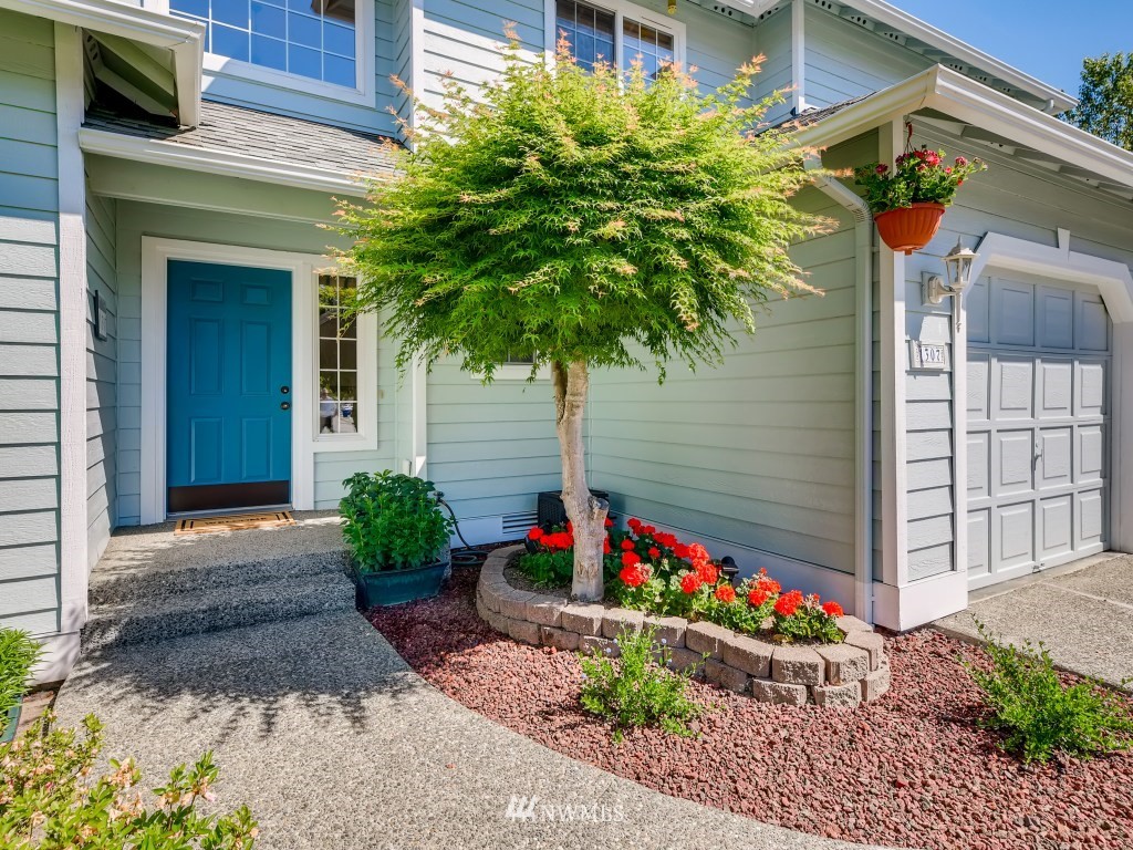 1307 231st Street Southeast Bothell, WA 98021 - Photo 2 of 28