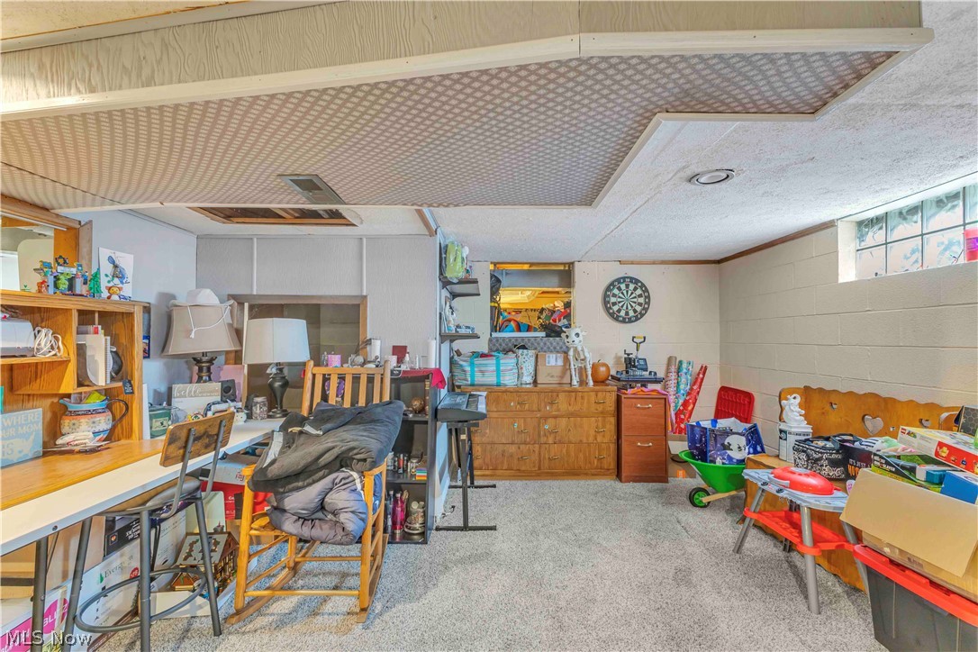 10273 East River Road Elyria, OH 44035 - Photo 27 of 40
