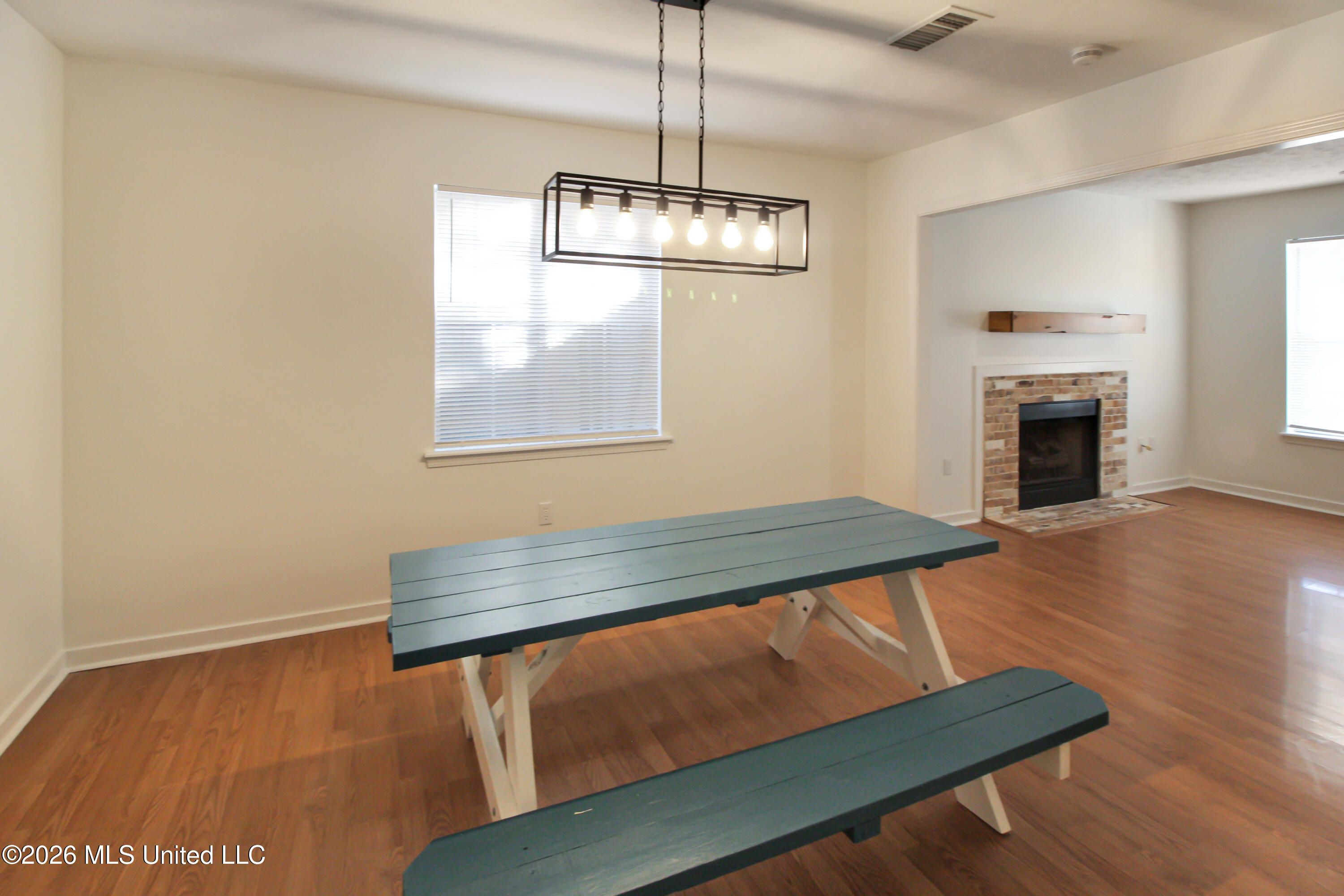 340 North Grove Circle Brandon, MS 39047 - Photo 13 of 32 IMG_0430