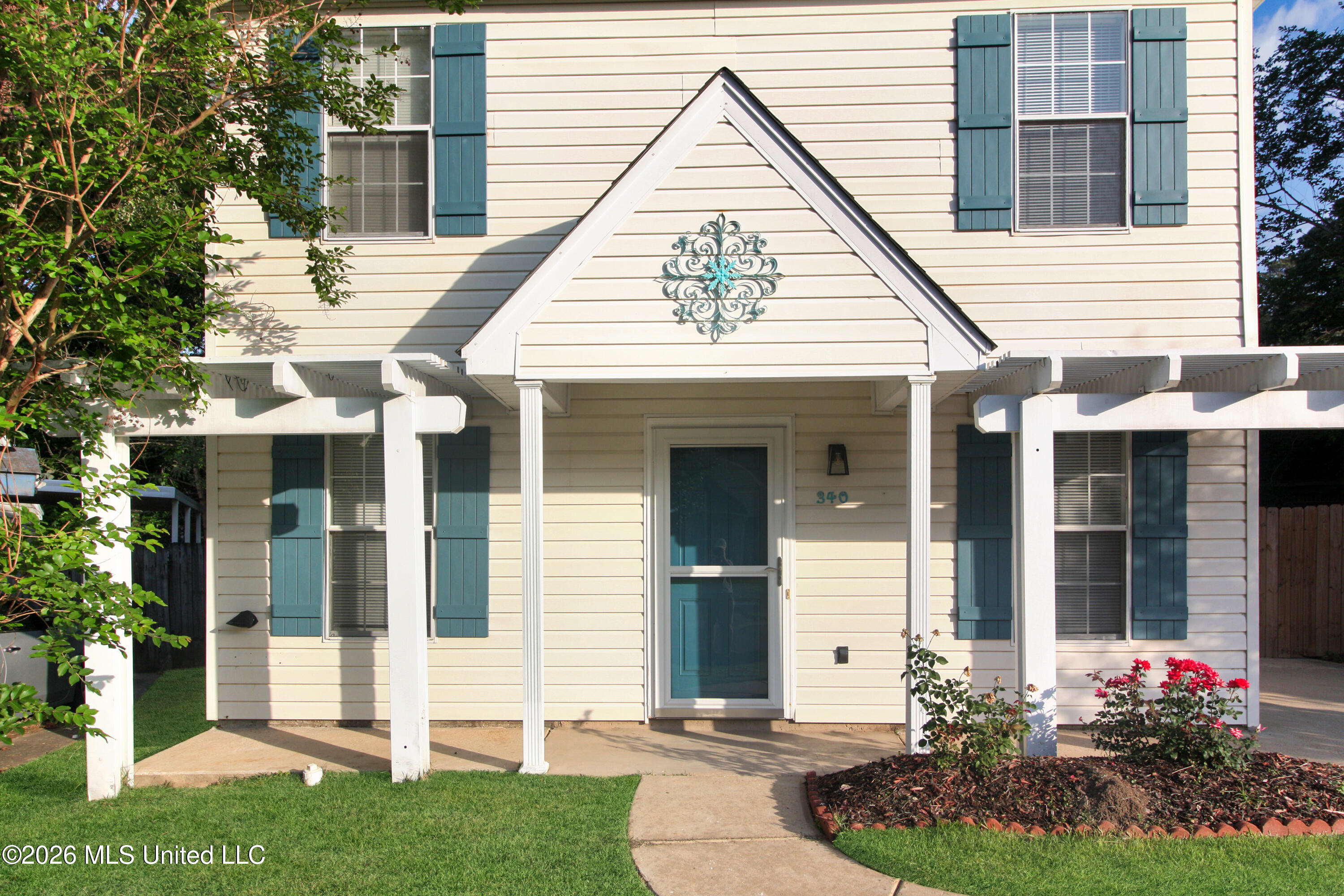 340 North Grove Circle Brandon, MS 39047 - Photo 2 of 32 IMG_0423