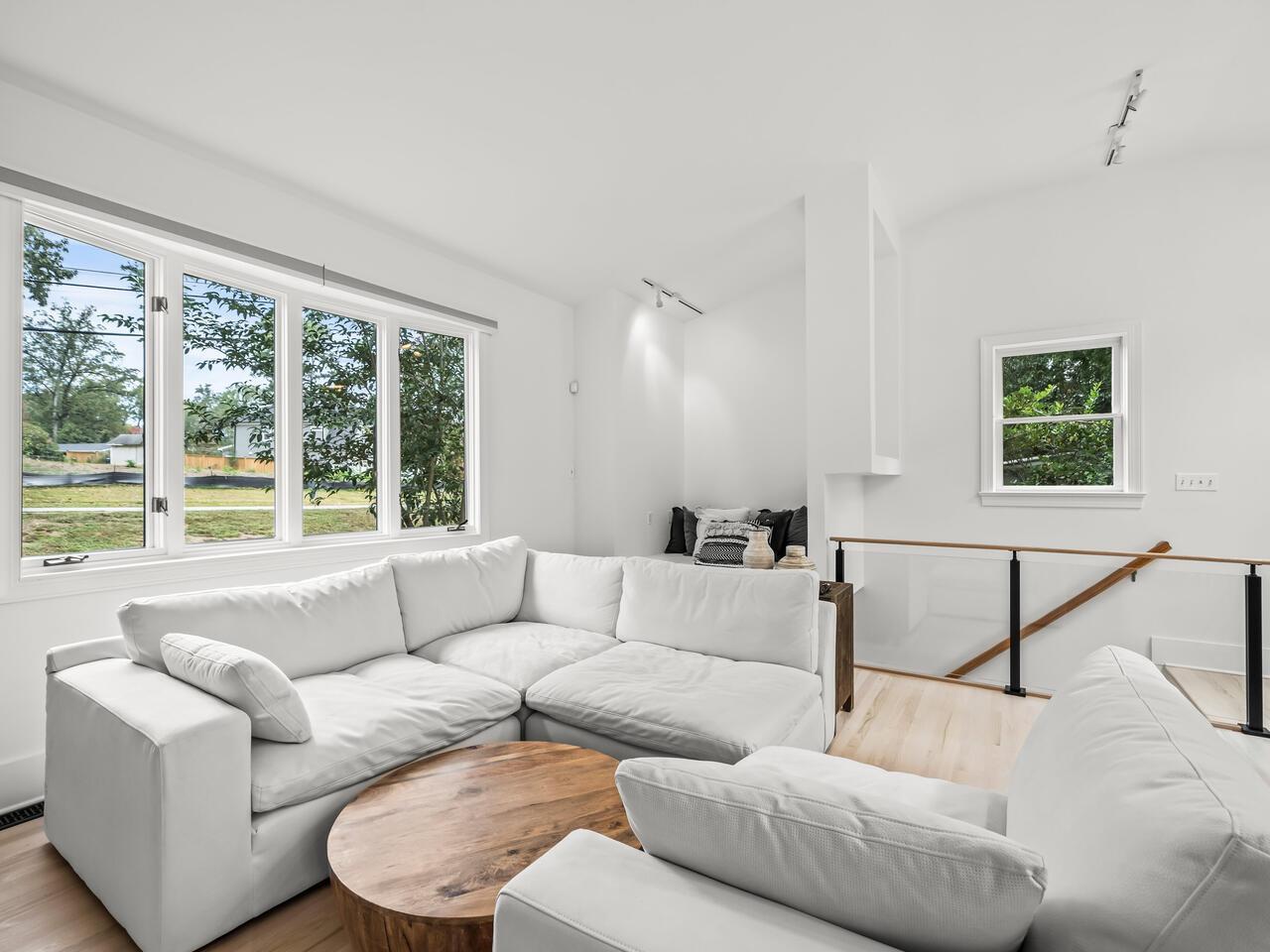 300 Dartmouth Road Raleigh, NC 27609 - Photo 4 of 28 a living room with furniture and a window