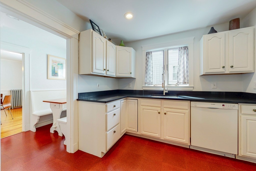 32 Holden Road, Unit 32 Belmont, MA 02478 - Photo 7 of 20 Gallery Image 7
