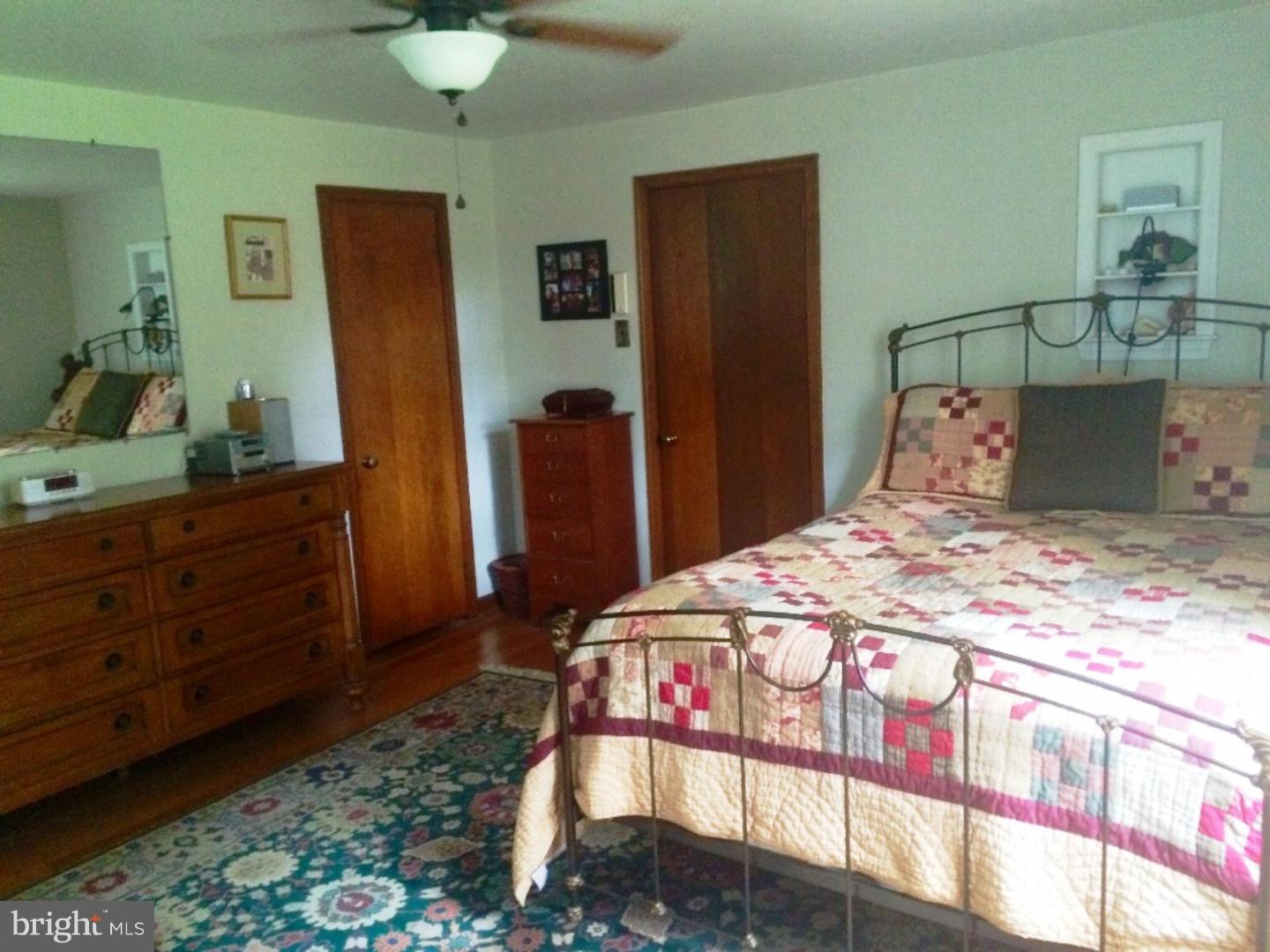 512 Paper Mill Road Oreland, PA 19075 - Photo 8 of 16 Gallery Image 8