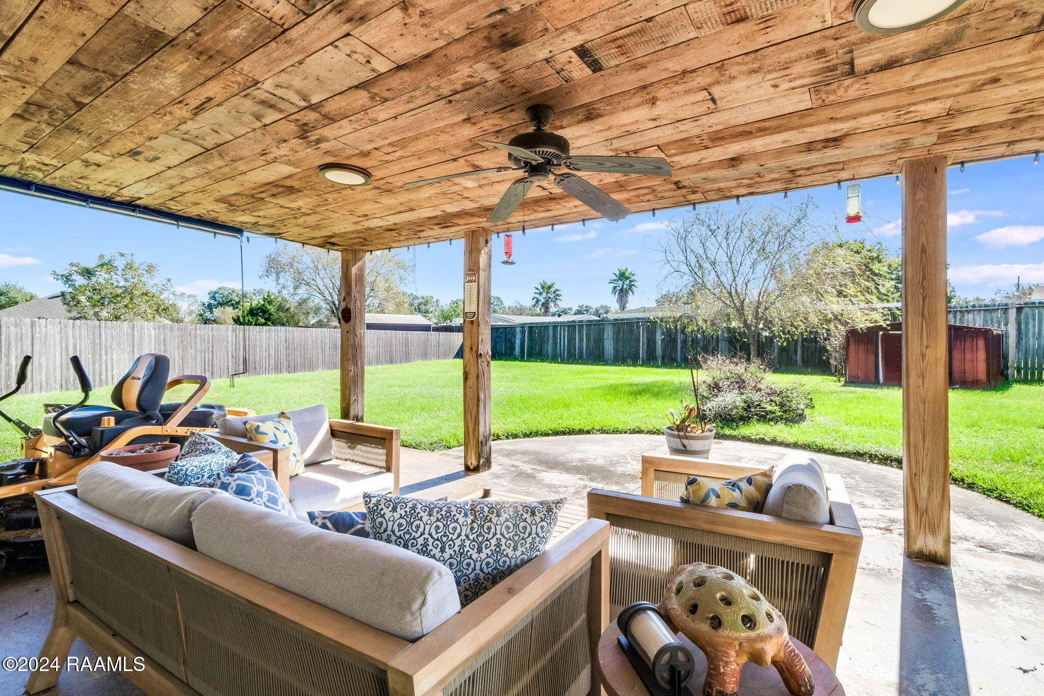 131 Peak Run Youngsville, LA 70592 - Photo 16 of 20 16-web-or-mls-131 Peak Run-19