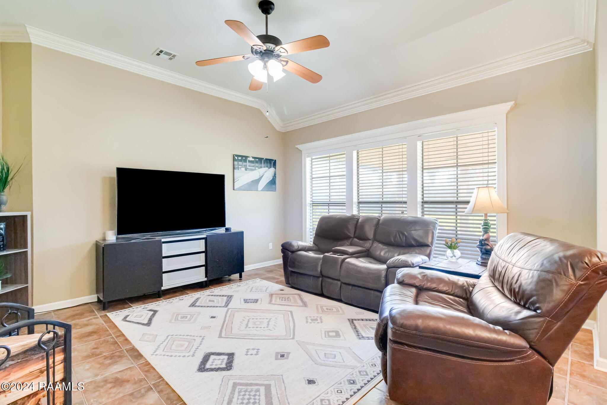 131 Peak Run Youngsville, LA 70592 - Photo 3 of 20 3-web-or-mls-131 Peak Run-3