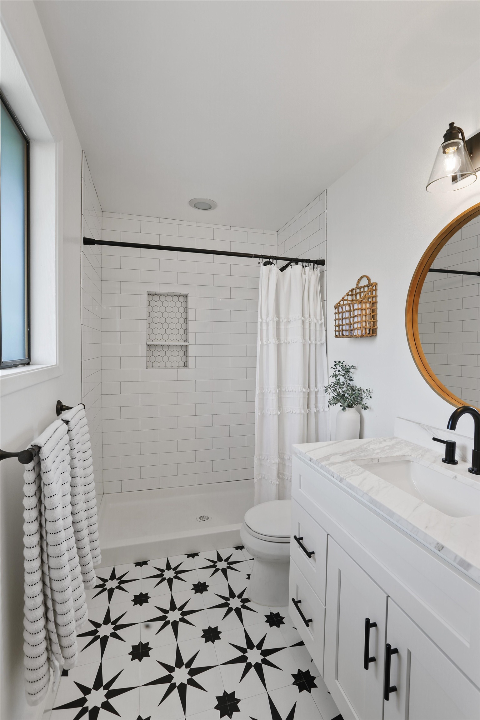 513 East Timberwood Circle Spokane, WA 99208 - Photo 18 of 28