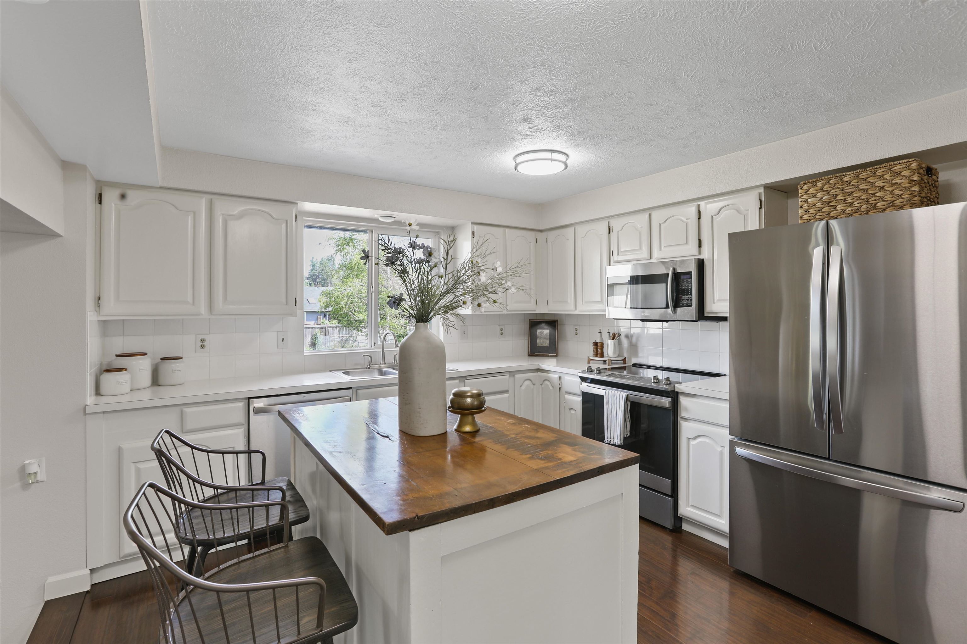 513 East Timberwood Circle Spokane, WA 99208 - Photo 4 of 28