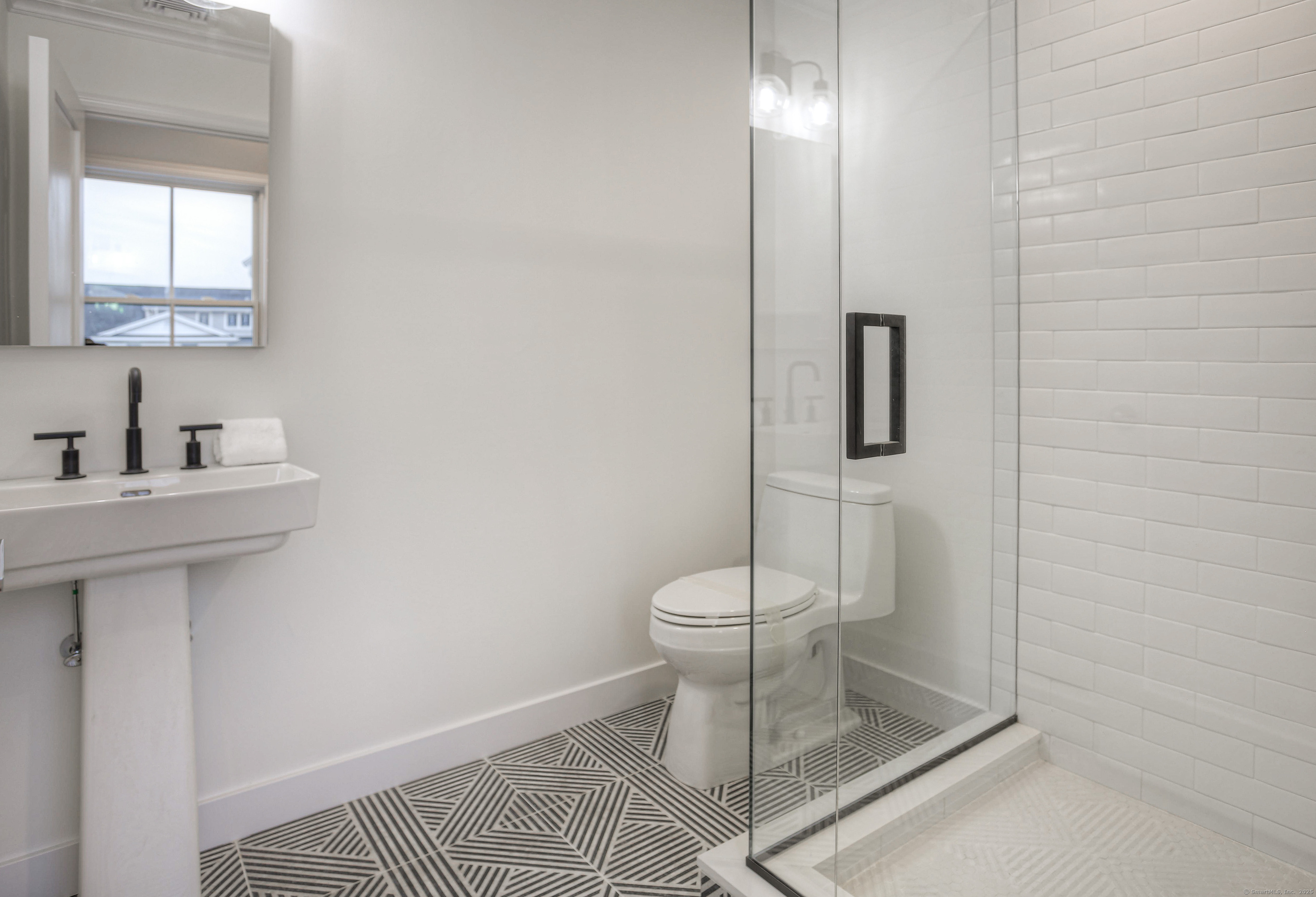 3 Nassau Road Westport, CT 06880 - Photo 17 of 40