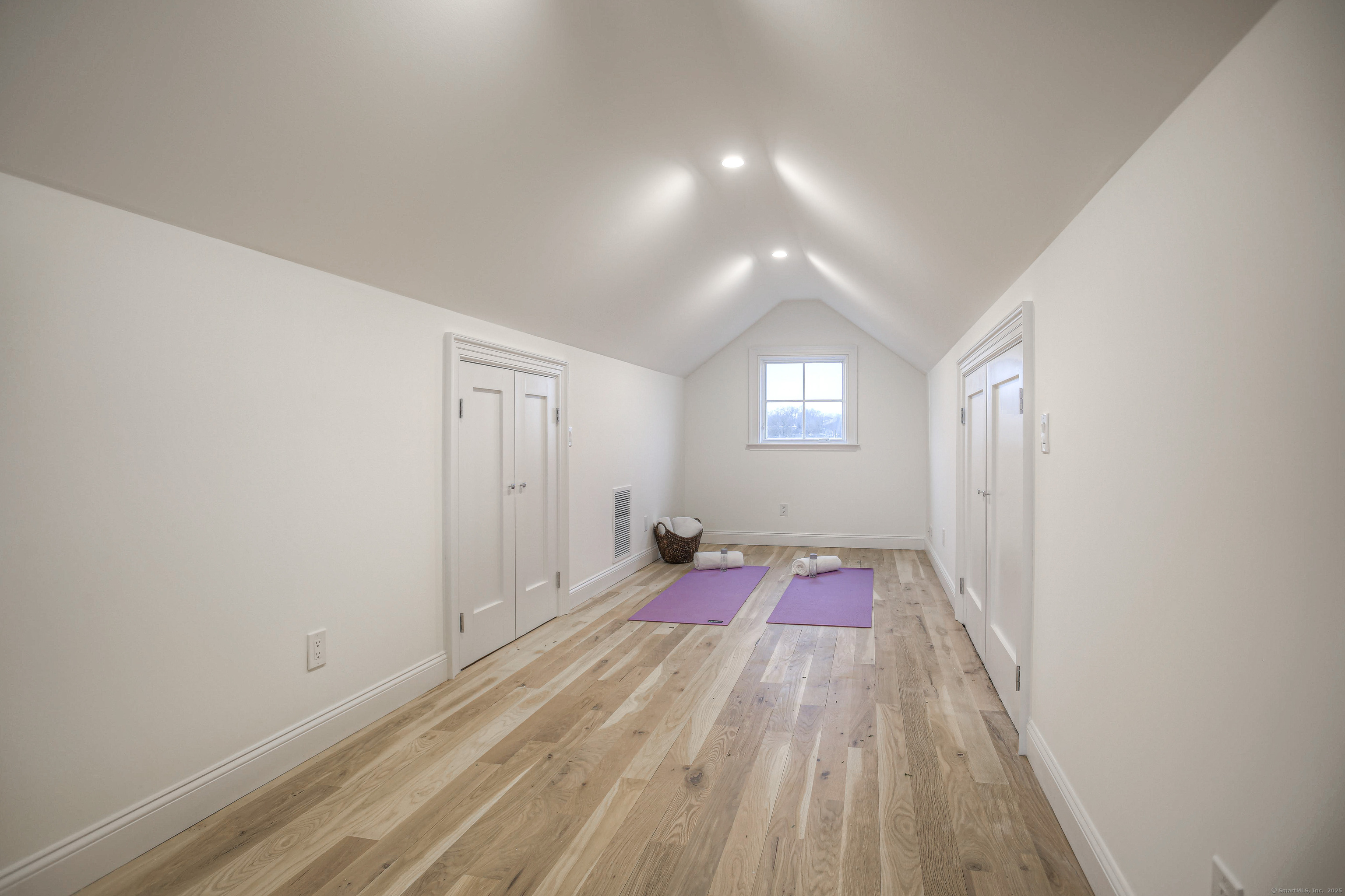 3 Nassau Road Westport, CT 06880 - Photo 28 of 40