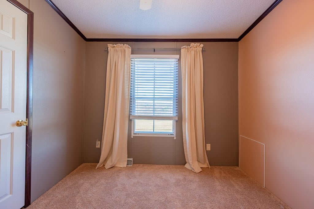 2890 Hunters Ridge Road Hillsville, VA 24343 - Photo 23 of 74 Gallery Image 23