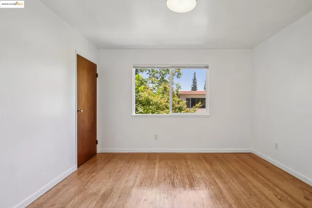 $1,400,000 | 574 66th Street, Oakland, CA 94609