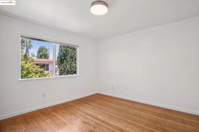 $1,400,000 | 574 66th Street, Oakland, CA 94609