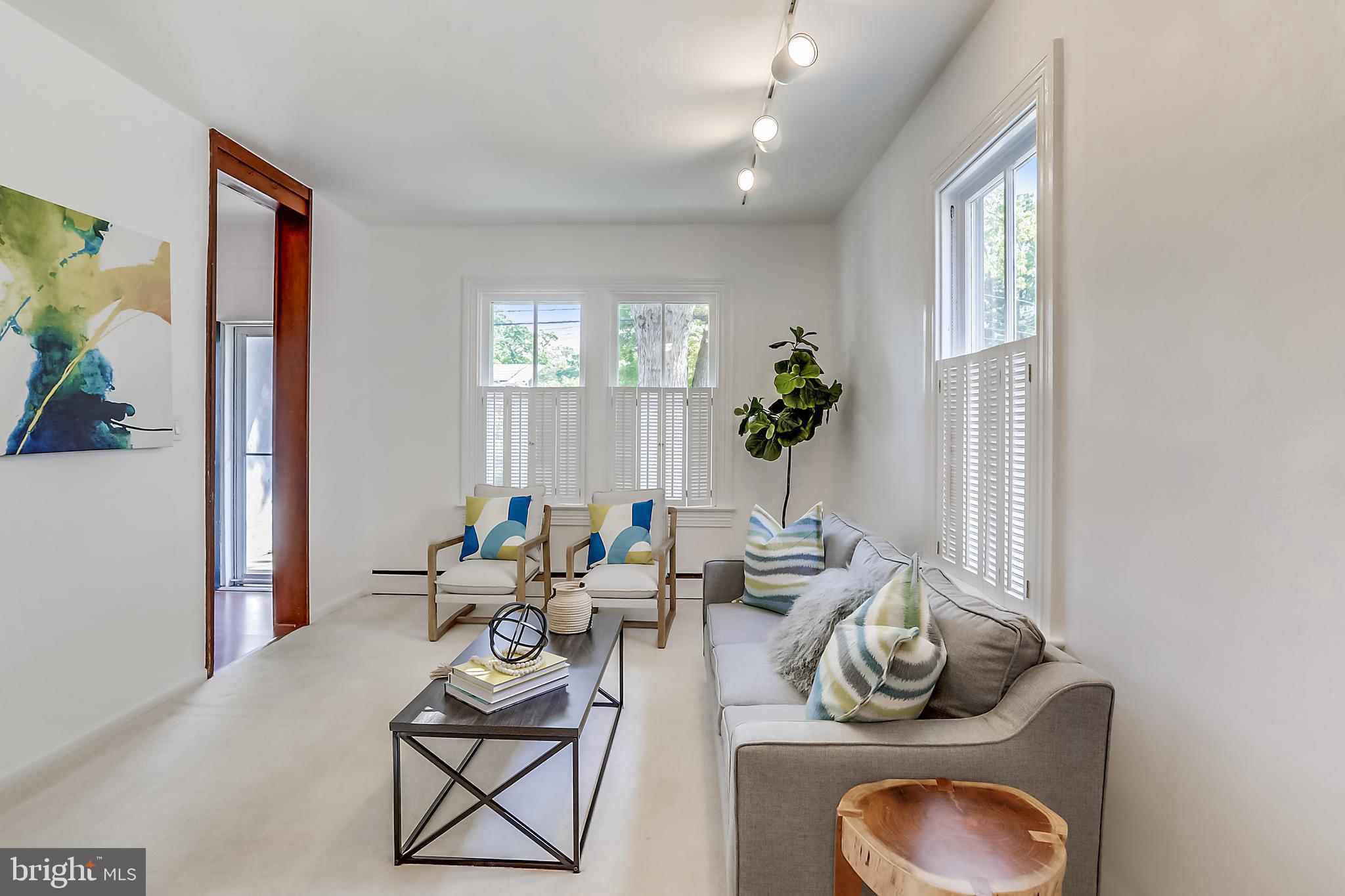 624 Ritchie Avenue Silver Spring, MD 20910 - Photo 10 of 46 Track lighting