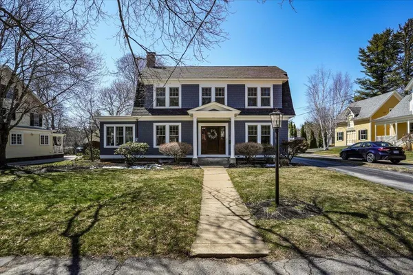 $850,000 | 31 Auburn Street, Concord, NH 03301
