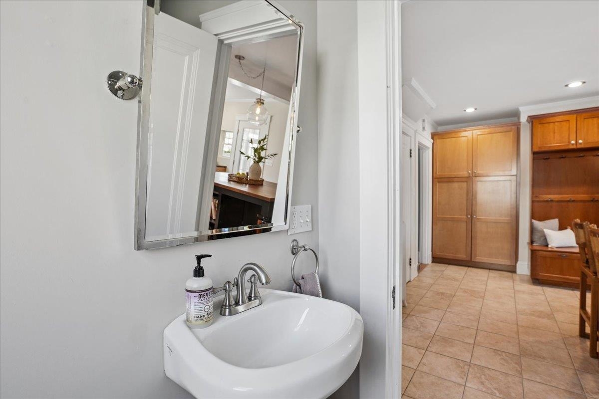 31 Auburn Street Concord, NH 03301 - Photo 40 of 60