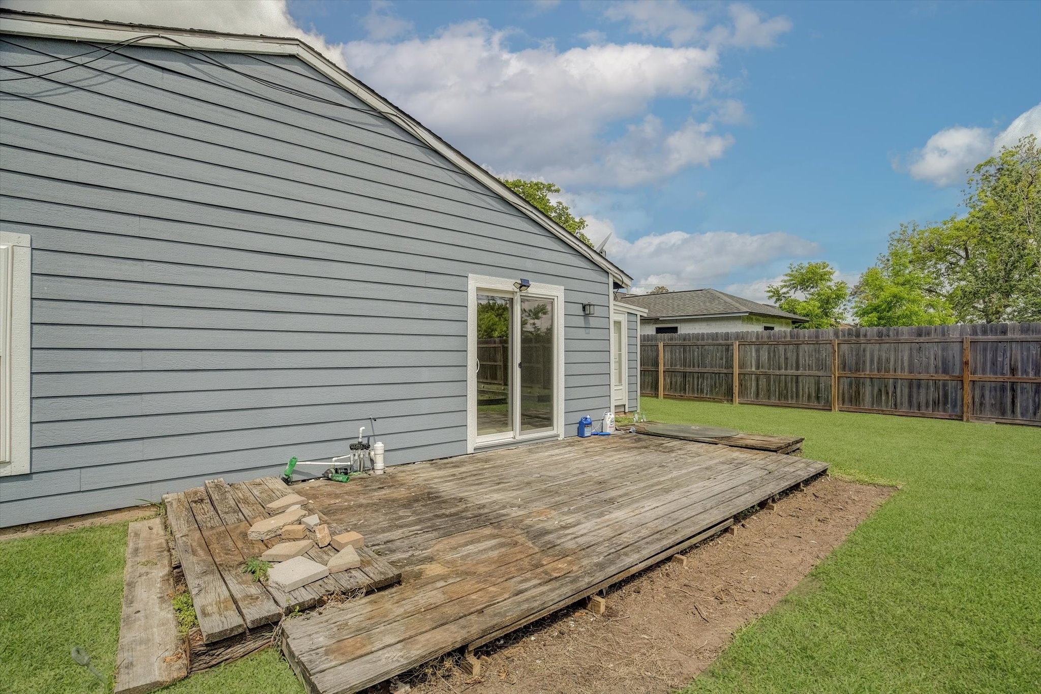 413 Farrer Street Angleton, TX 77515 - Photo 39 of 43 a view of backyard with green space