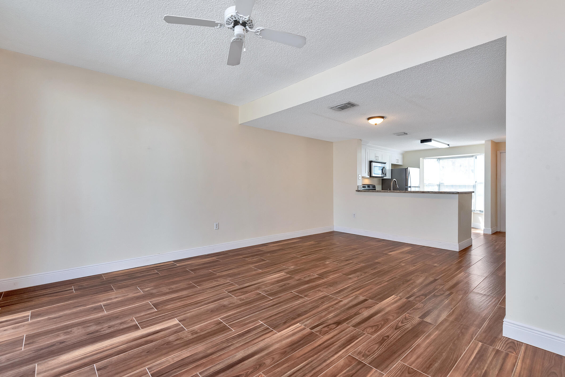 1020 Jeffery Street Boca Raton, FL 33487 - Photo 34 of 56 1020 - 032