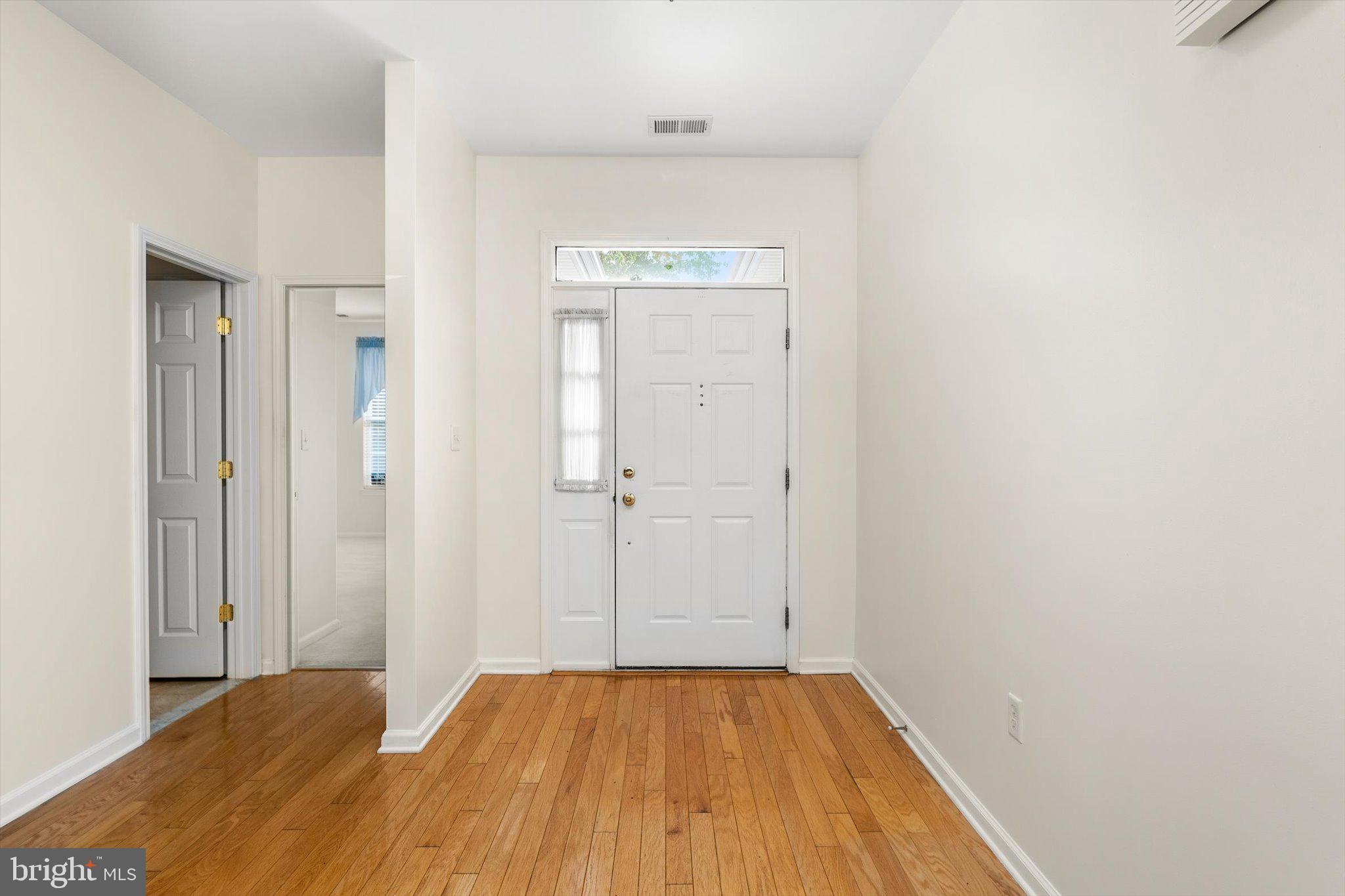 10 Powderhorn Way Allentown, NJ 08501 - Photo 3 of 26