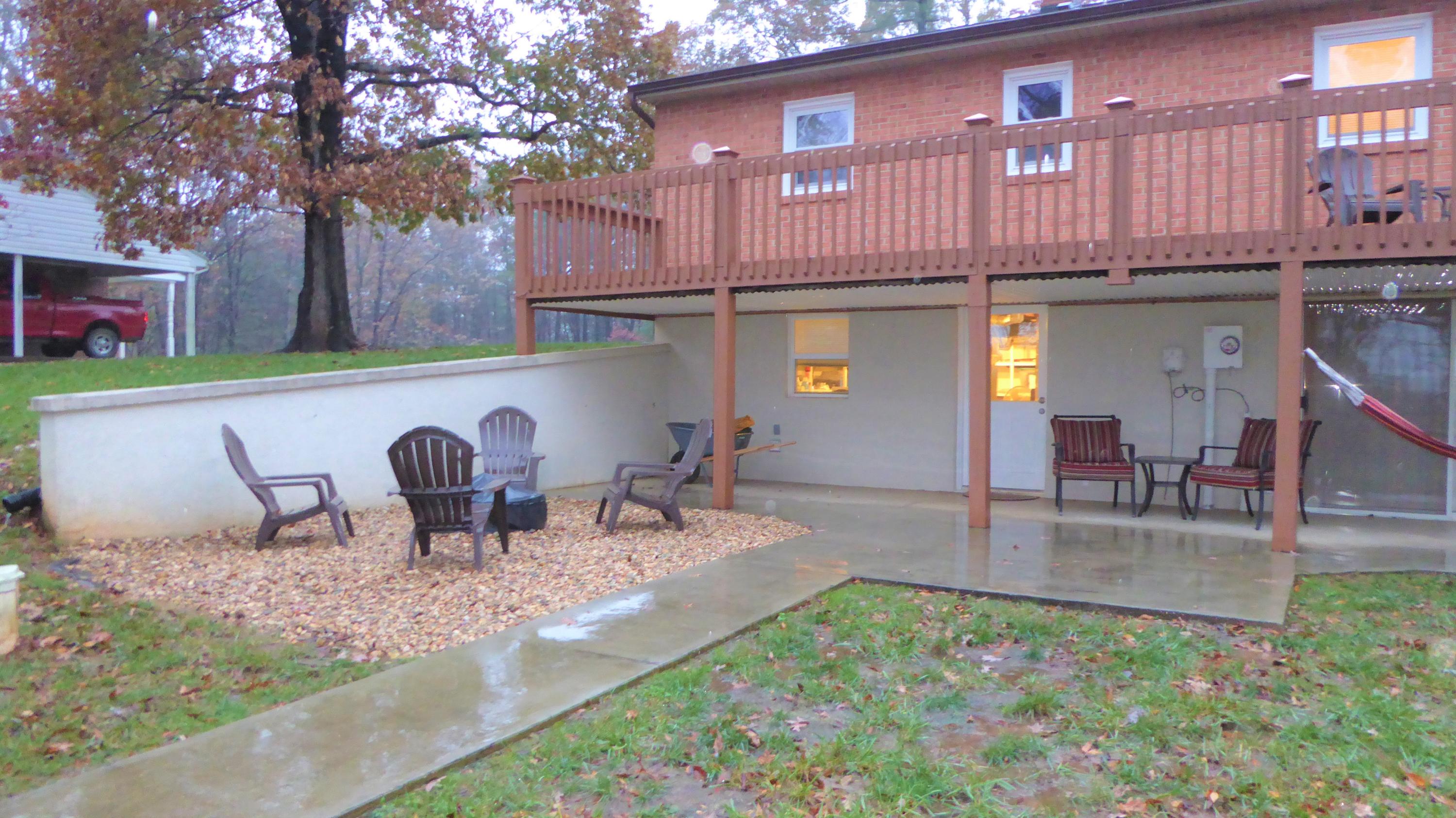 713 Red Valley Road Boones Mill, VA 24065 - Photo 17 of 36 17 Patio