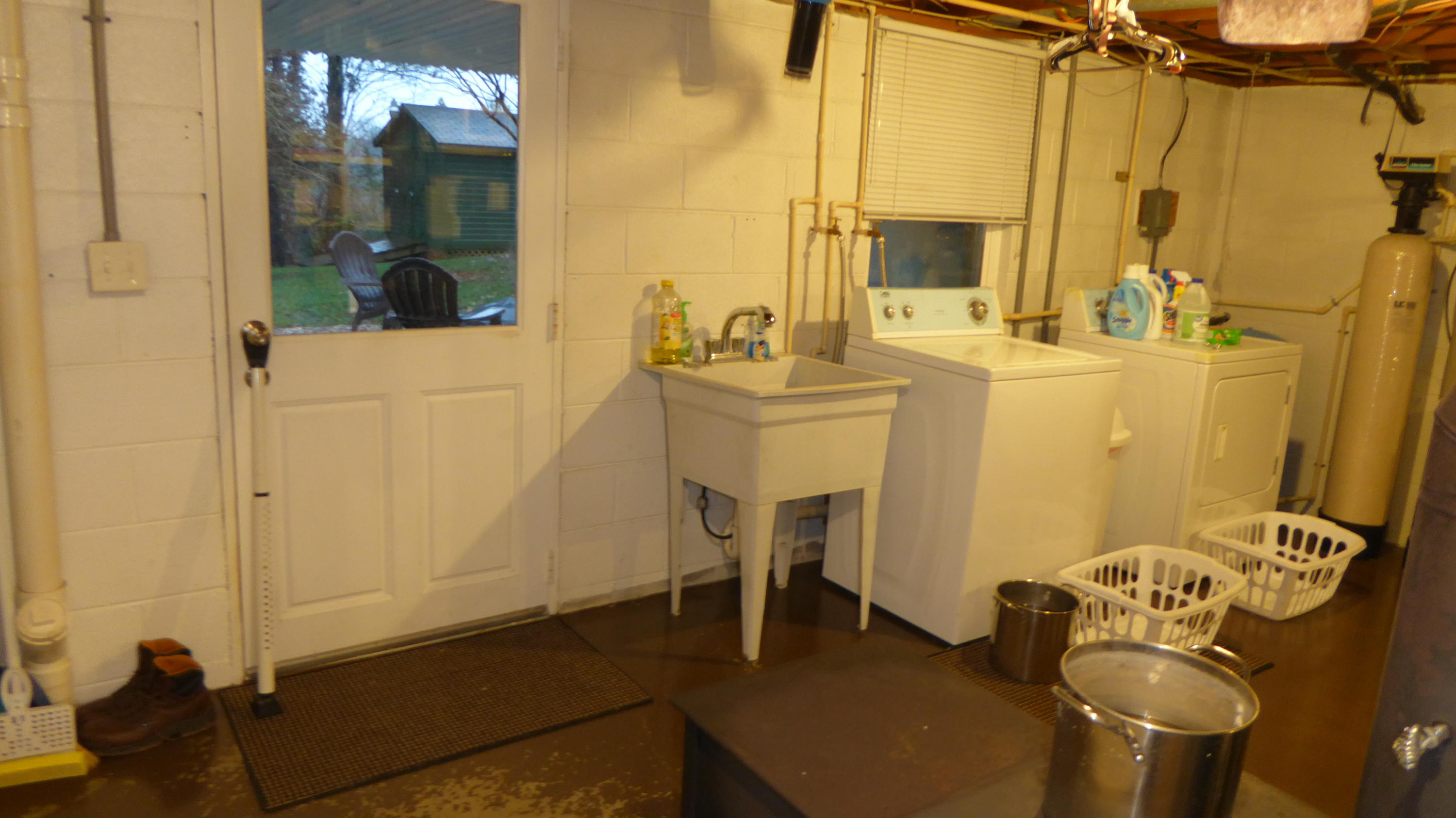 713 Red Valley Road Boones Mill, VA 24065 - Photo 33 of 36 33 Laundry