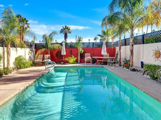 $1,325,000 | 525 South Thornhill Road, Palm Springs, CA 92264