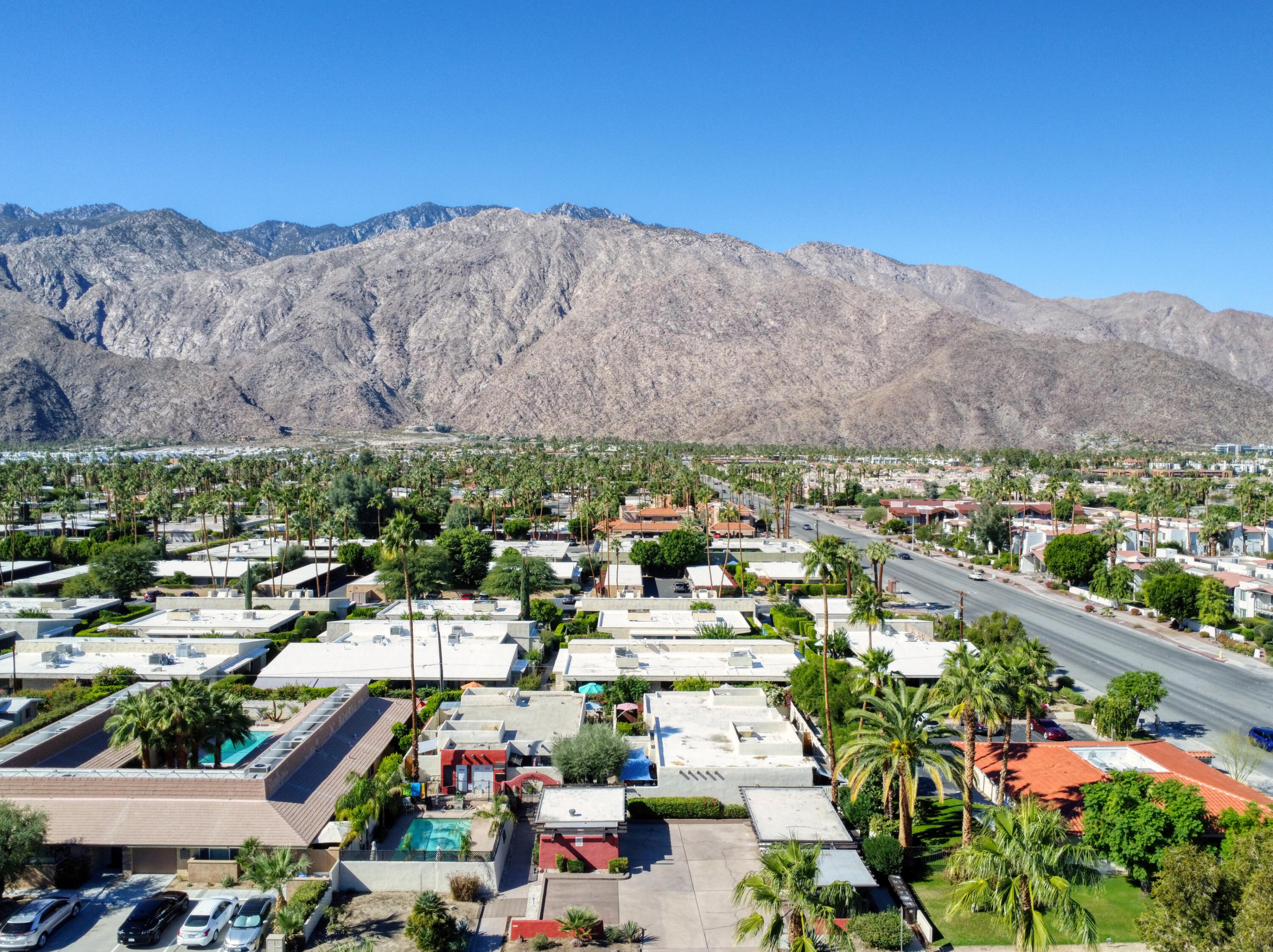 525 South Thornhill Road Palm Springs, CA 92264 - Photo 3 of 61 a view of city and mountain