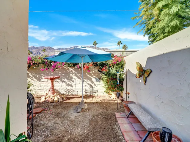 $1,325,000 | 525 South Thornhill Road, Palm Springs, CA 92264