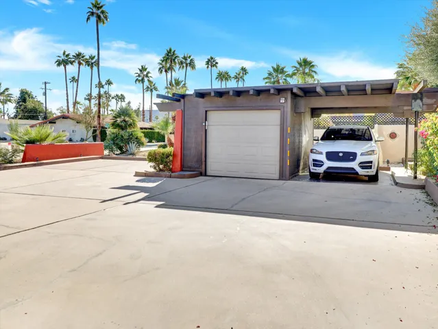 $1,325,000 | 525 South Thornhill Road, Palm Springs, CA 92264