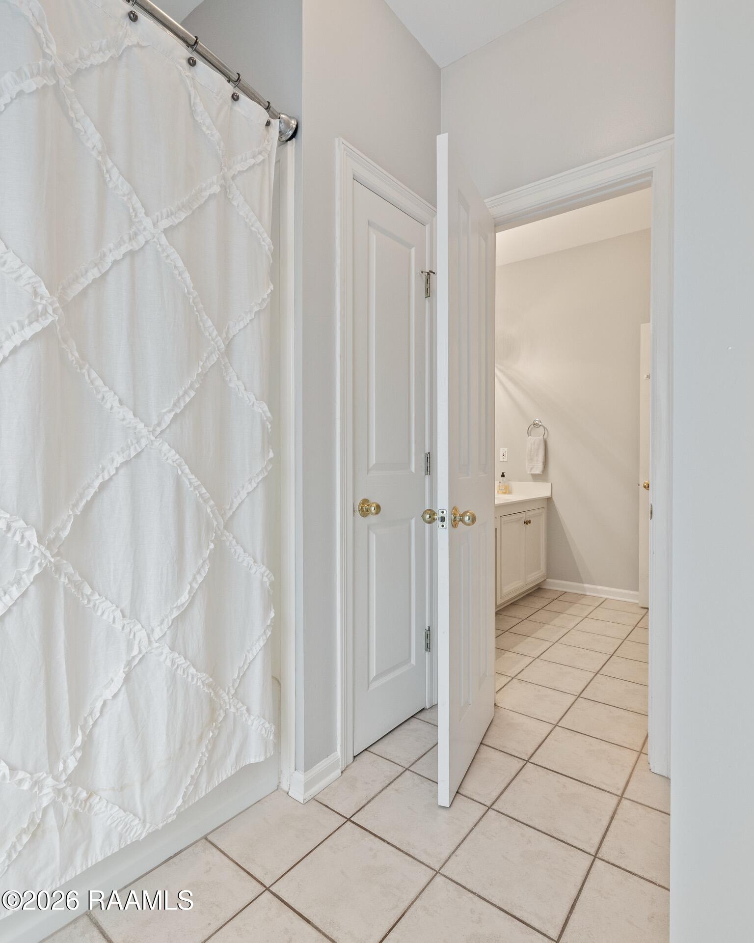 108 Stonehill Road Lafayette, LA 70508 - Photo 20 of 29 108 Stone Hill-22