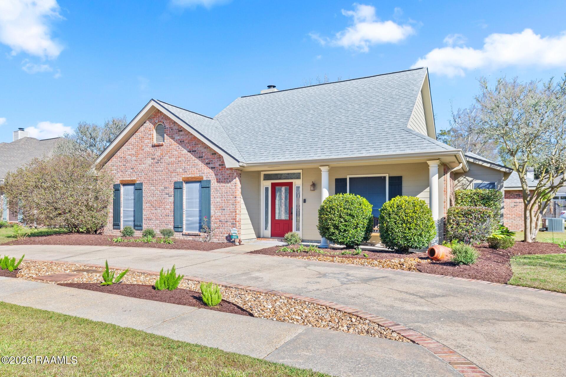108 Stonehill Road Lafayette, LA 70508 - Photo 2 of 29 108 Stone Hill-4