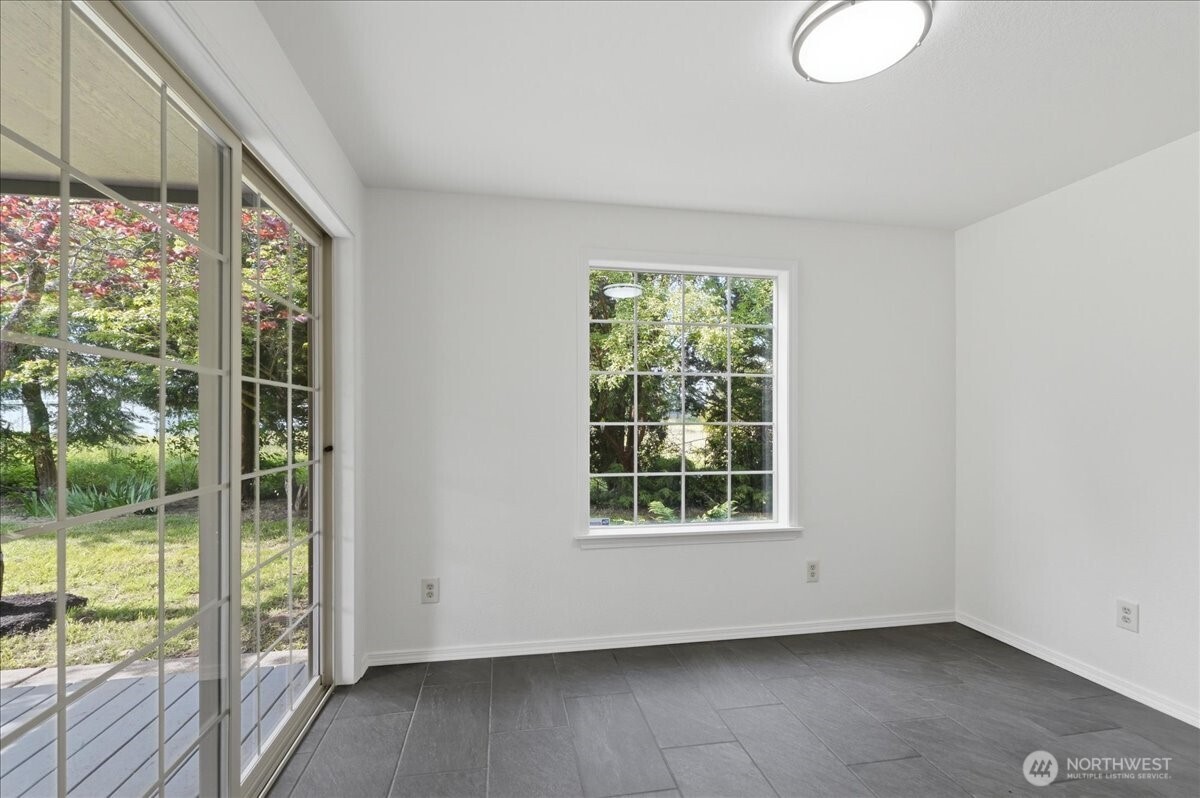 14135 Vail Road Southeast Yelm, WA 98597 - Photo 12 of 30