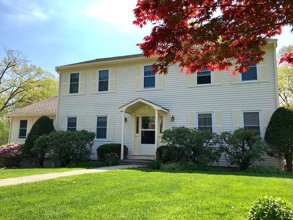 139 Harrington Road Waltham, MA 02452 - Photo 1 of 12 Gallery Image 1