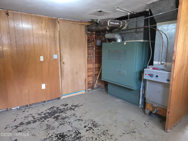 $350,000 | 921 South 19th Avenue, Yakima, WA 98902