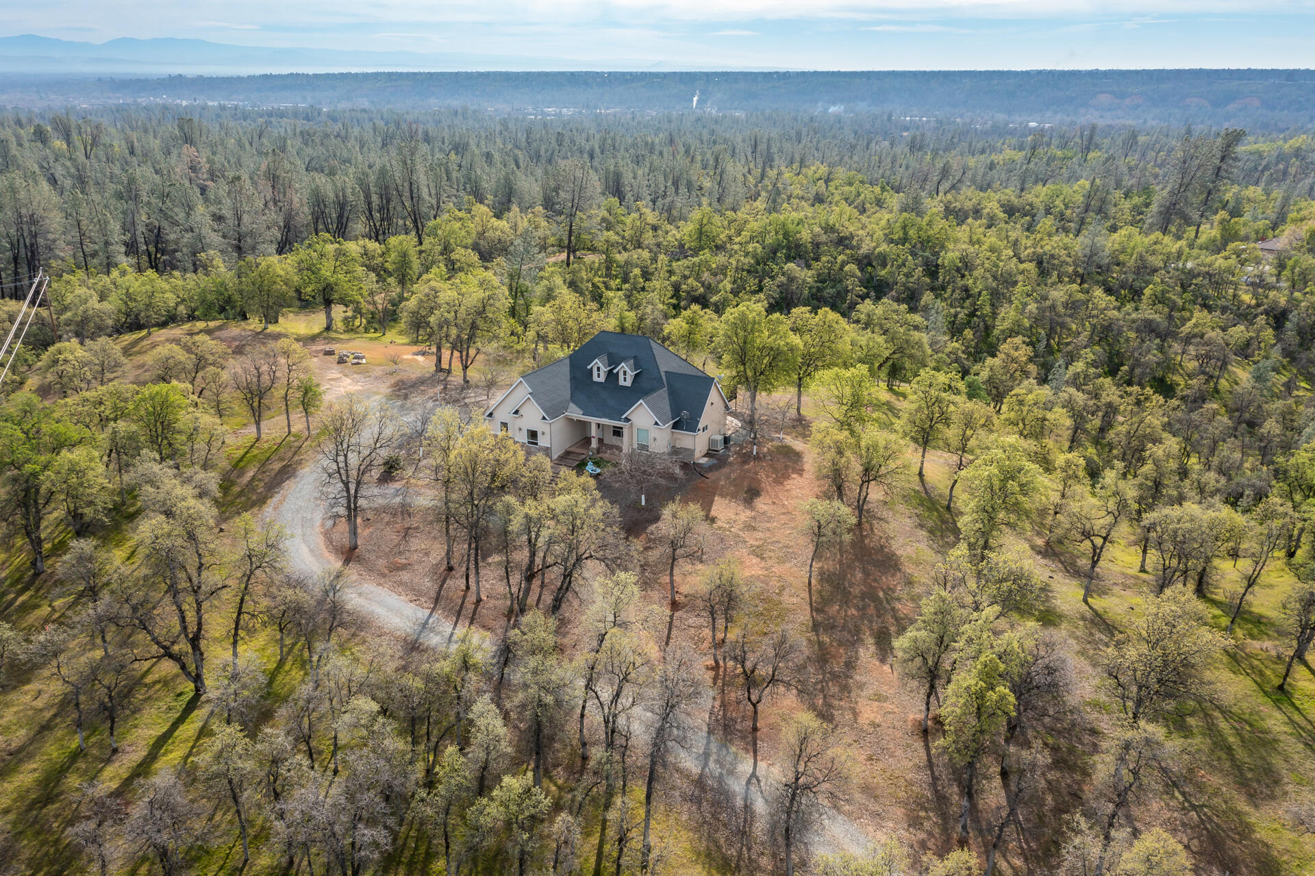 16250 Texas Springs Road Redding, CA 96001 - Photo 25 of 26 aerial front high