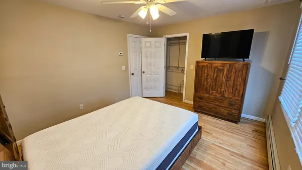 $2,800 | 213 8th Street, Barnegat, NJ 08005